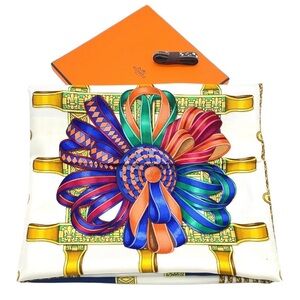 Hermès Carré 90 LES RUBANS DU CHEVAL Silk Scarf W/Box